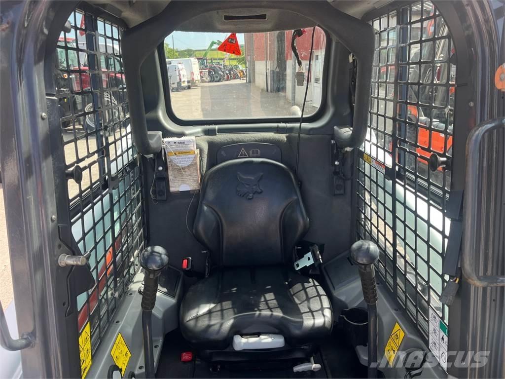 Bobcat S550 Міні-навантажувачі