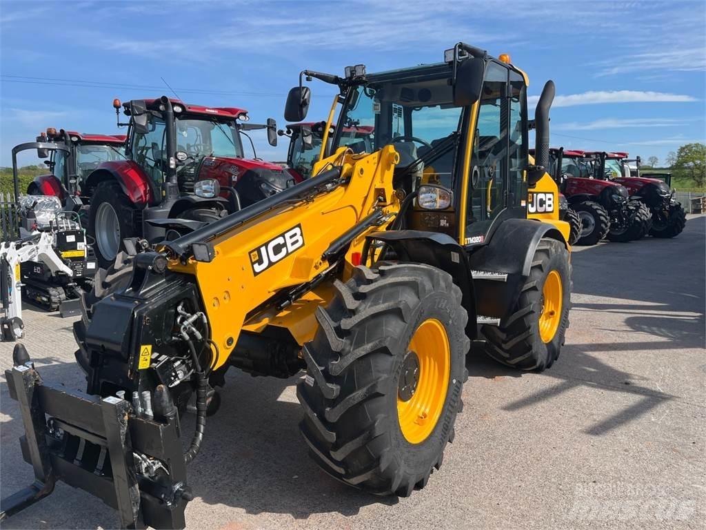 JCB TM320S Телескопічні навантажувачі