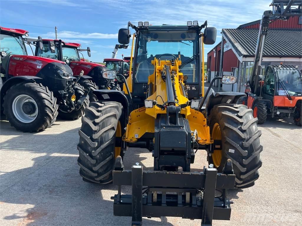 JCB TM320S Телескопічні навантажувачі