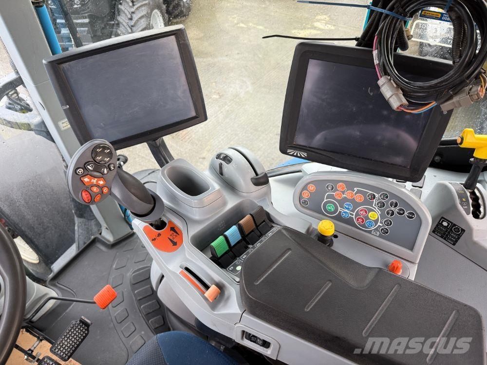 New Holland T7.225 Трактори