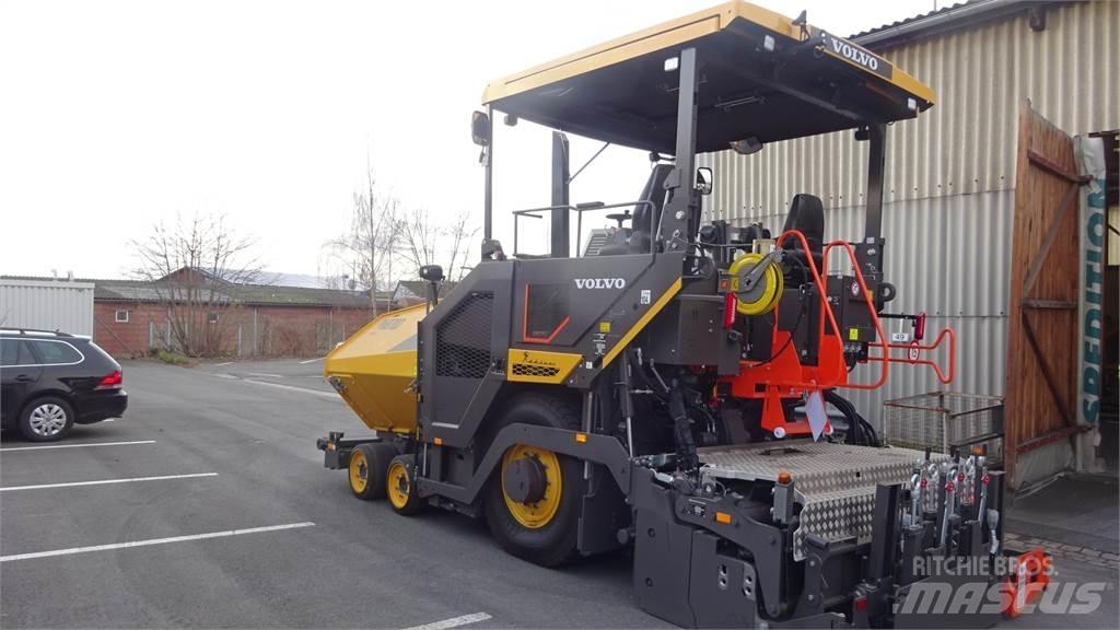  P6870D P6870D Асфальтовкладачі