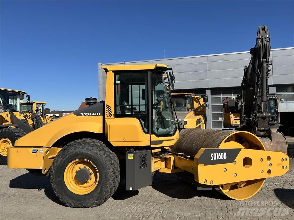  SD 160 B SD 160 B Грунтові котки