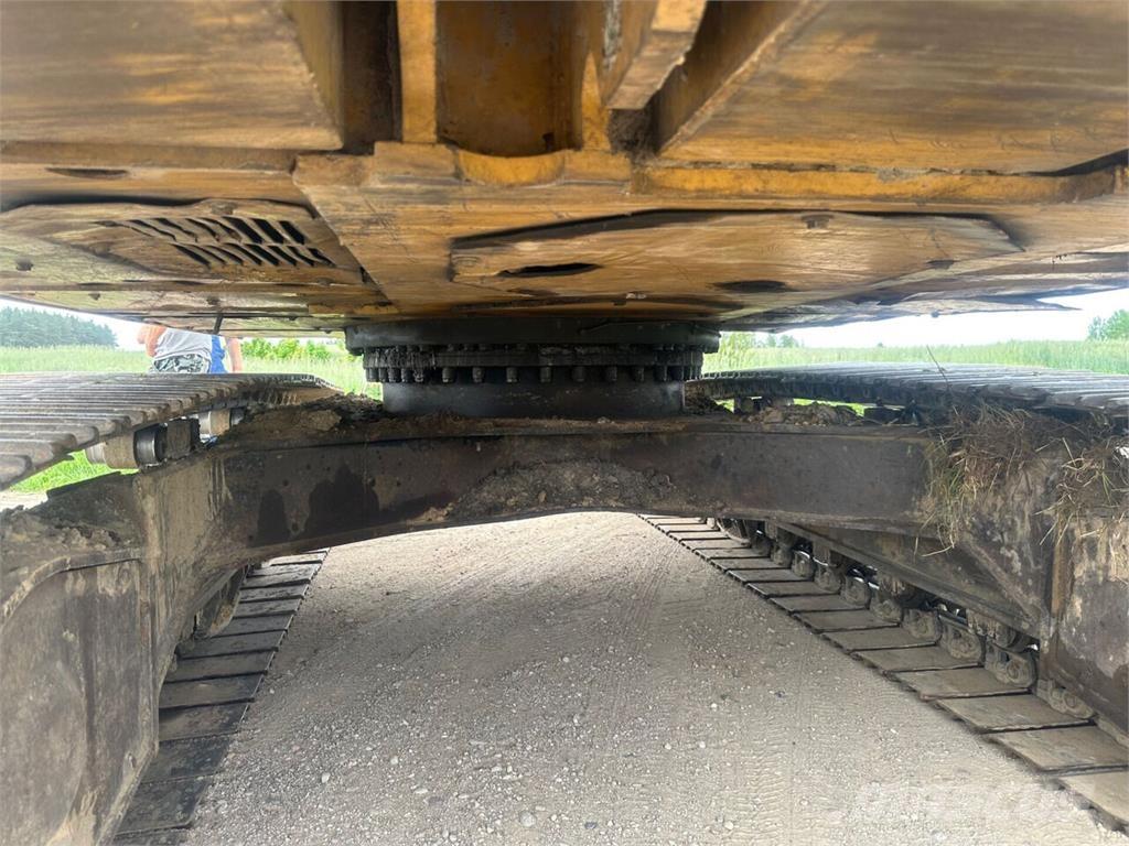 CAT 320D Гусеничні екскаватори