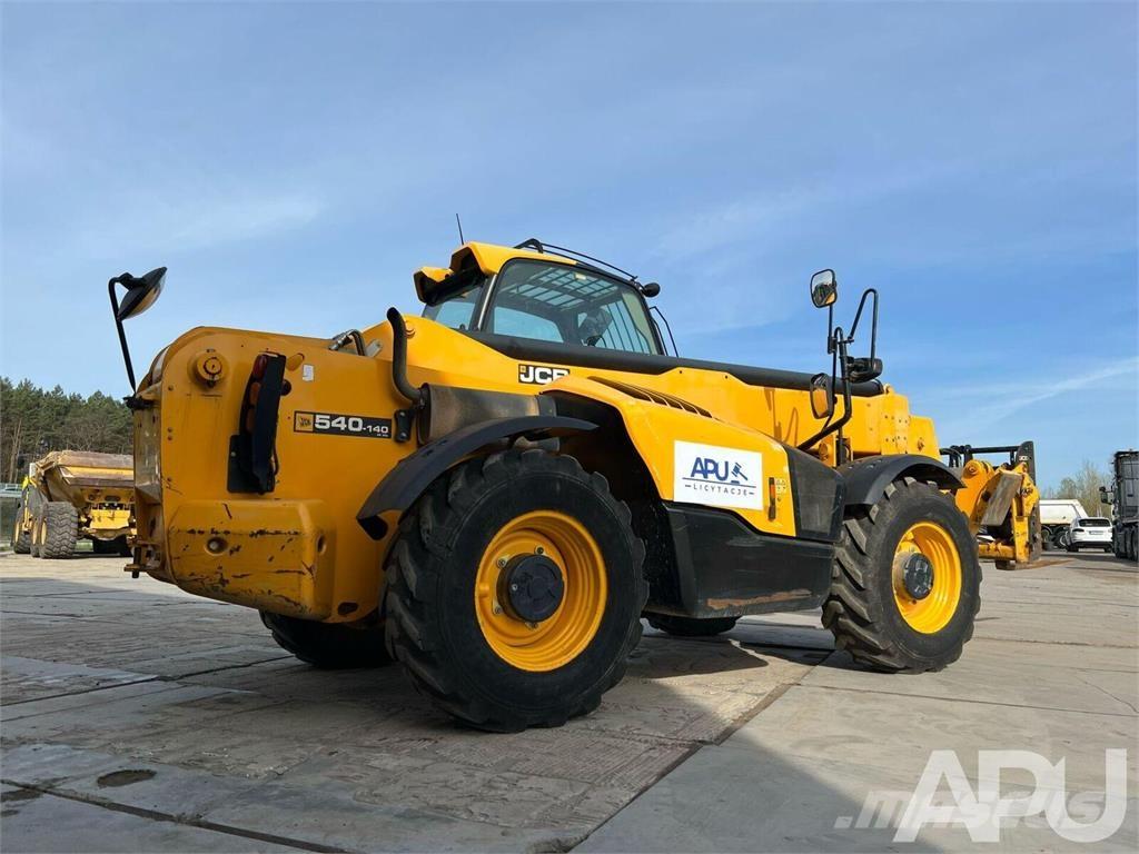 JCB 540-140 Телескопічні навантажувачі