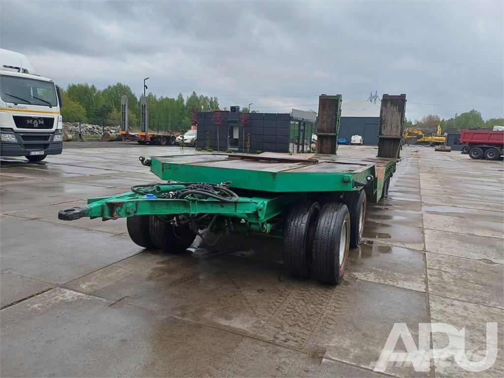  Mueller T40 Низькорамні причепи