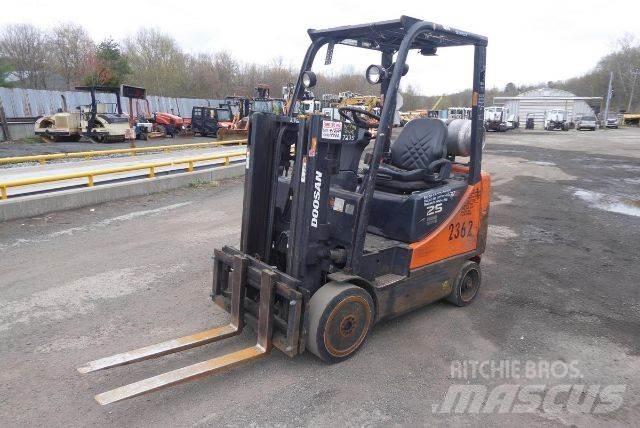 Doosan GC25P-5 Інше