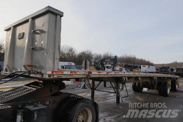 East Mfg FLATBED Причепи-платформи/бокове розвантаження