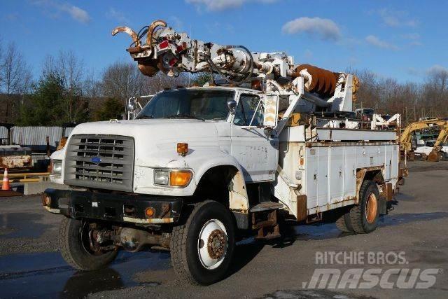 Ford F Series Пересувні бурові установки