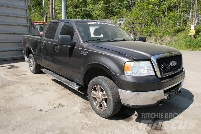Ford F150 XLT Пікапи / Бічне розвантаження
