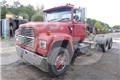 Ford L9000 Шасі з кабіною
