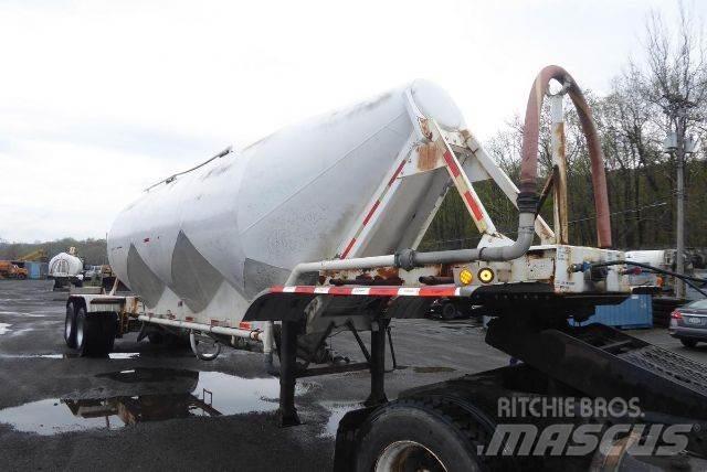 Fruehauf Bulk Причепи-цистерни