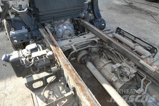 Isuzu NPR HD Шасі з кабіною