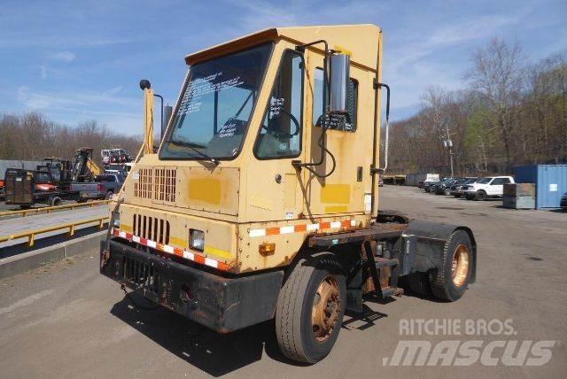 Kalmar 4X2 Термінальні трактори