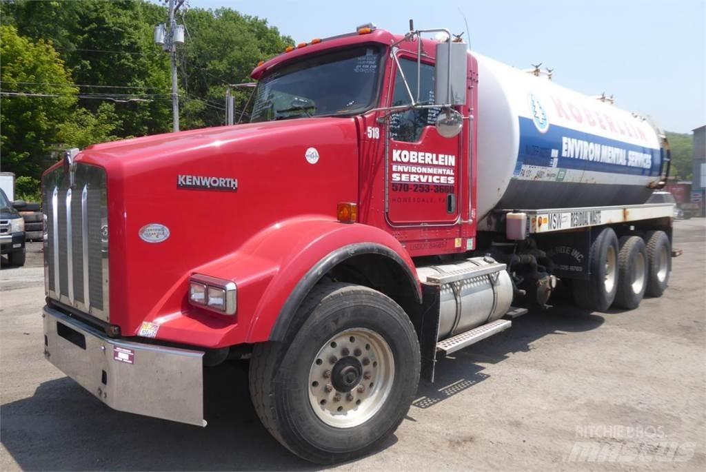 Kenworth T800 Комбі/Вакуумні вантажівки