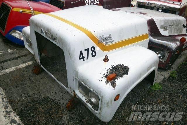 Mack R690T Транспорт - Інші