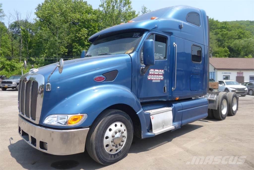 Peterbilt 387 Тягачі