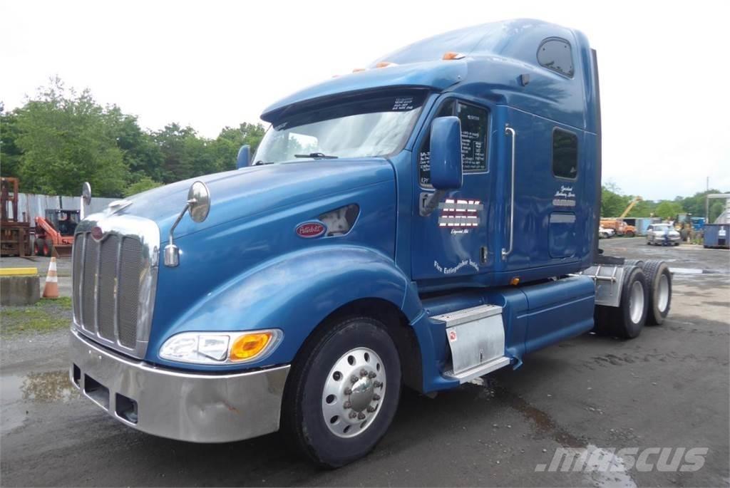 Peterbilt 387 Тягачі