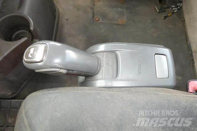 Volvo VNM64T Шасі з кабіною