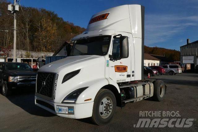 Volvo VNR Шасі з кабіною