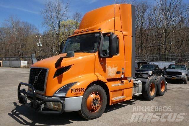 Volvo VNR64T300 Шасі з кабіною