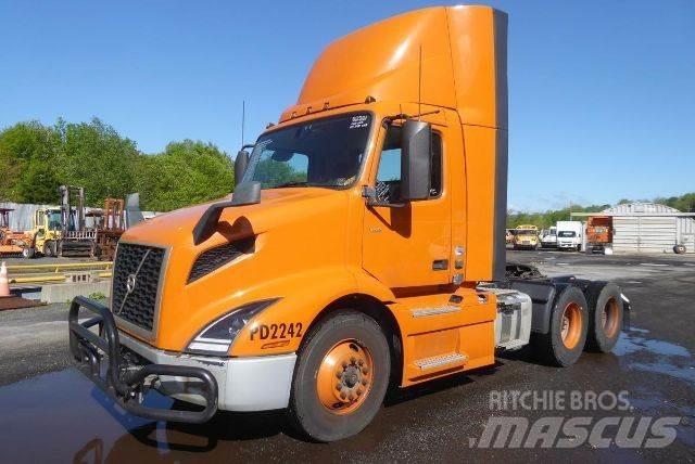 Volvo VNR64T300 Шасі з кабіною