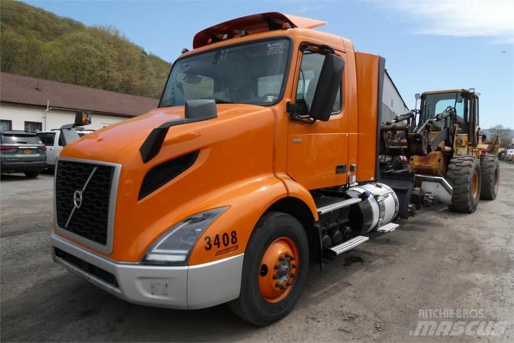 Volvo VNR64T300 Шасі з кабіною