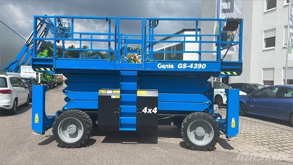 Genie GS-4390RT Підйомники-ножиці