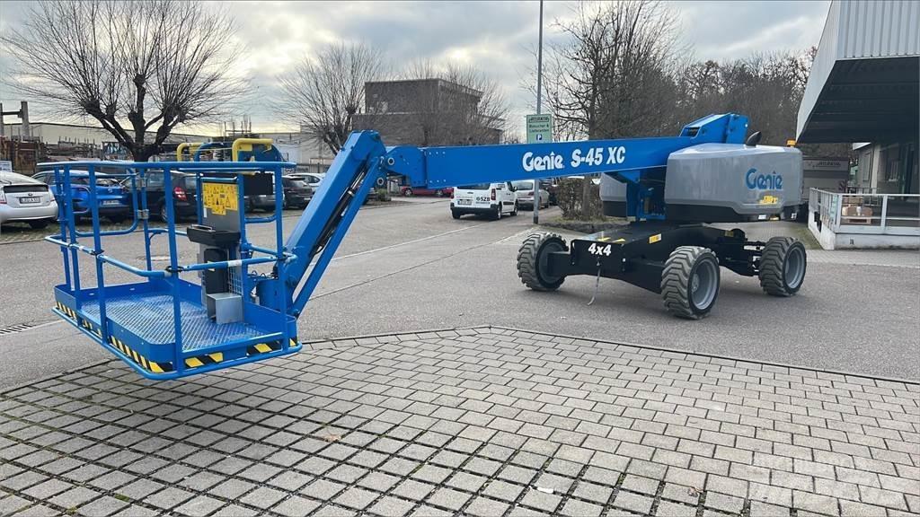 Genie S-45 XC Колінчаті підйомники