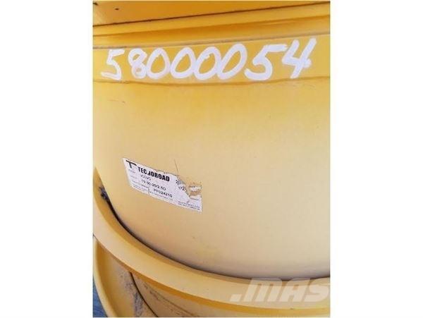 Volvo A30E Шини