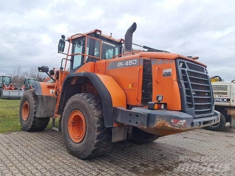 Doosan DL450-3 Фронтальні навантажувачі