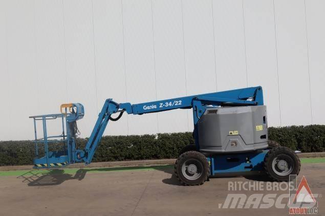 Genie Z34-22RT Колінчаті підйомники