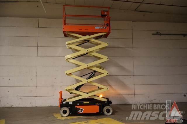 JLG 3246ES Колінчаті підйомники