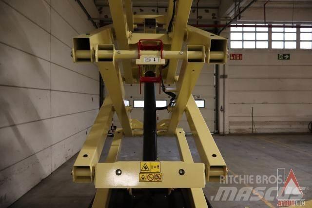 JLG 3246ES Колінчаті підйомники