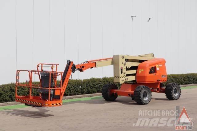 JLG 520AJ Колінчаті підйомники