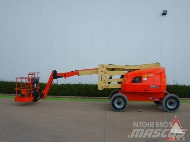 JLG 520AJ Колінчаті підйомники