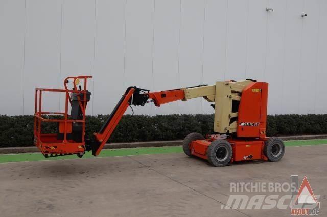 JLG E300AJP Колінчаті підйомники