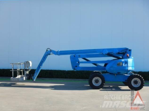 Manitou 200 ATJ Колінчаті підйомники