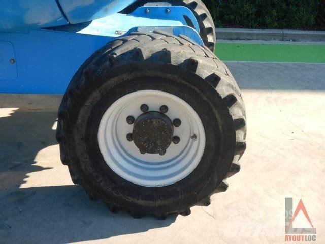 Manitou 200 ATJ Колінчаті підйомники