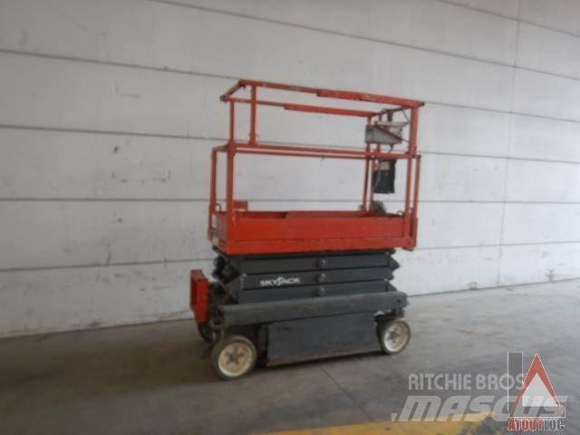 SkyJack SJ3219 Колінчаті підйомники
