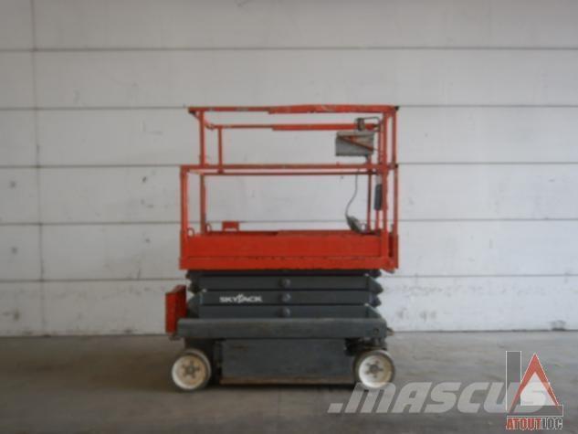 SkyJack SJ3219 Колінчаті підйомники