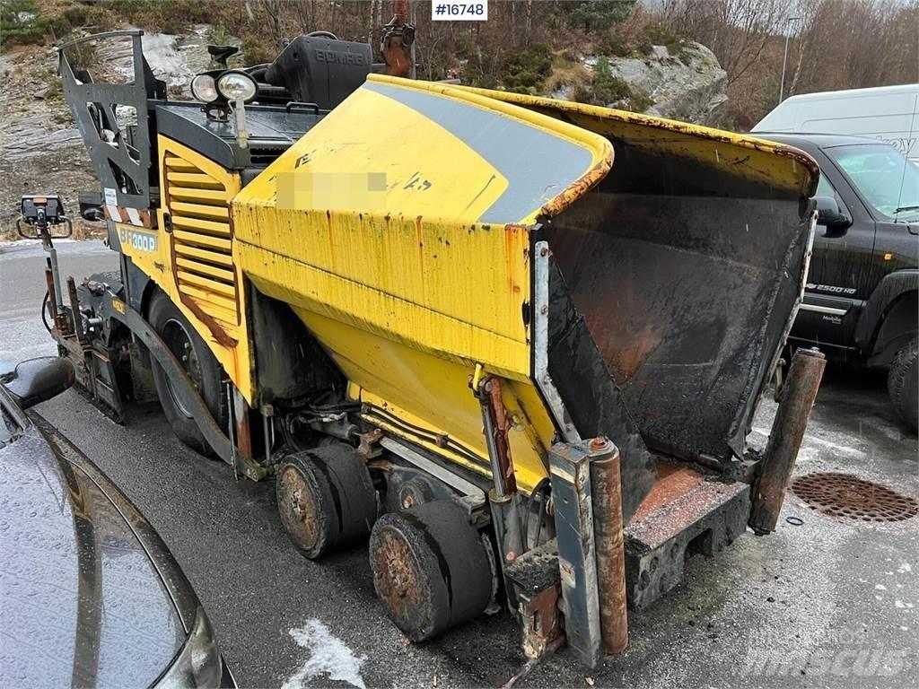 Bomag BF 300P Асфальтовкладачі