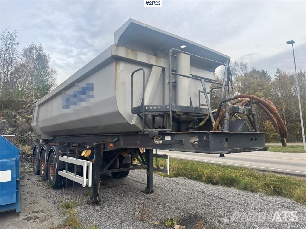 Carnehl Tippsemi. Напівпричепи-самоскиди