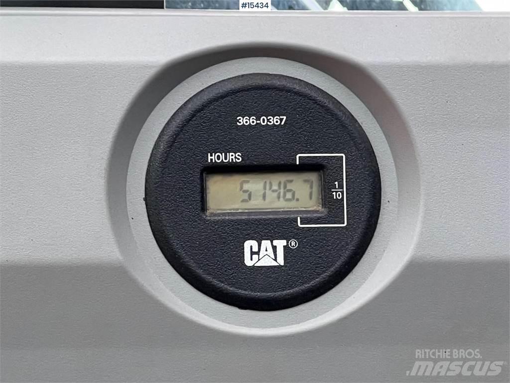 CAT 336F Гусеничні екскаватори