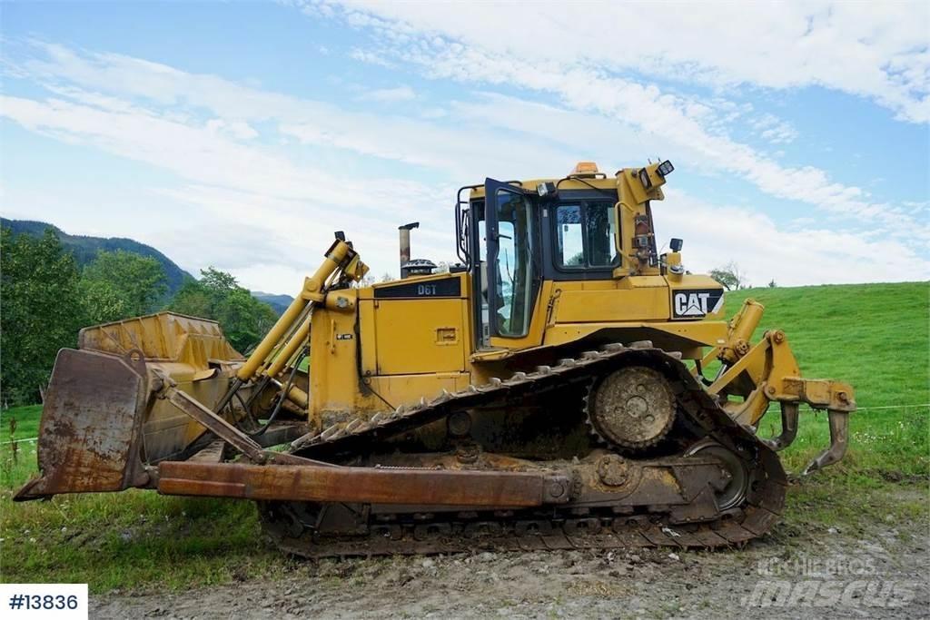 CAT D6T Гусеничні бульдозери