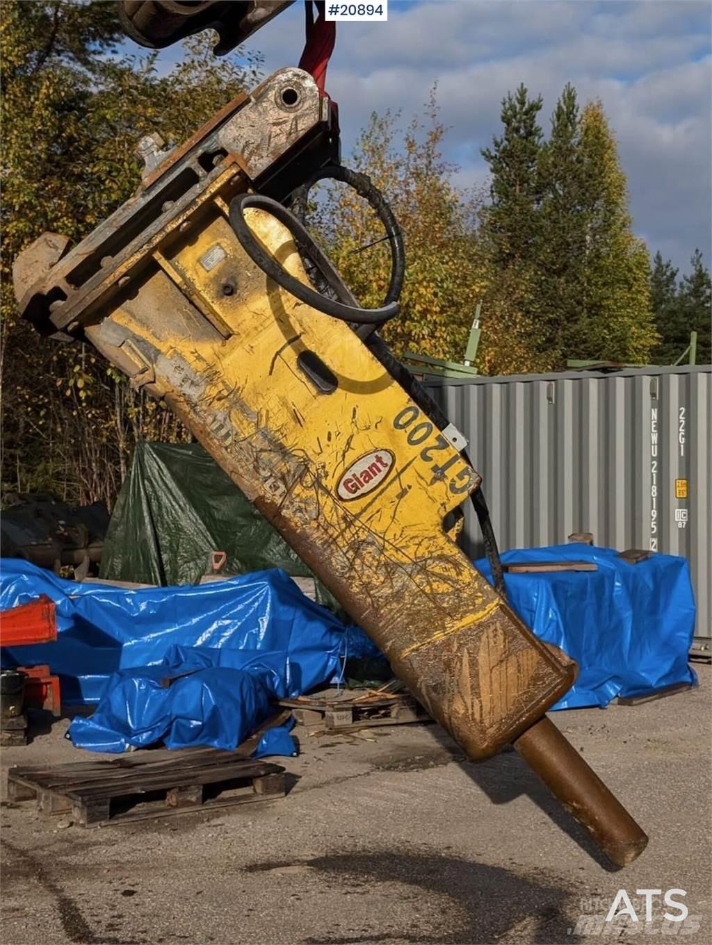 GiANT GT200 Плуги