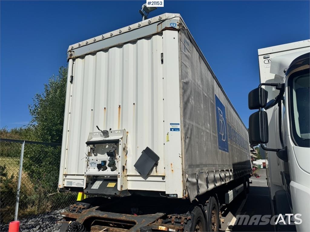 Krone Citysemi. Напівпричепи з кузовом-фургоном