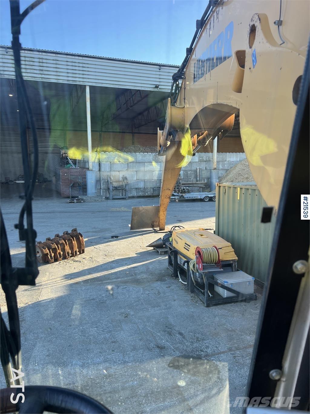 Liebherr A934C Колісні екскаватори