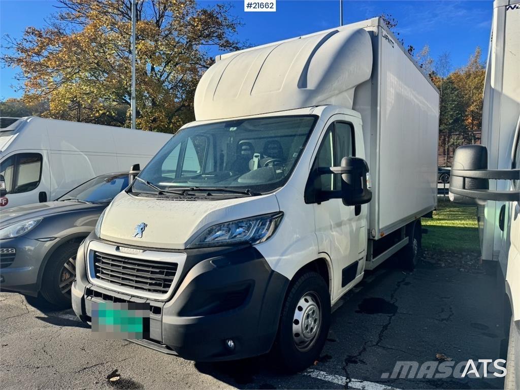 Peugeot Boxer Панельні фургони