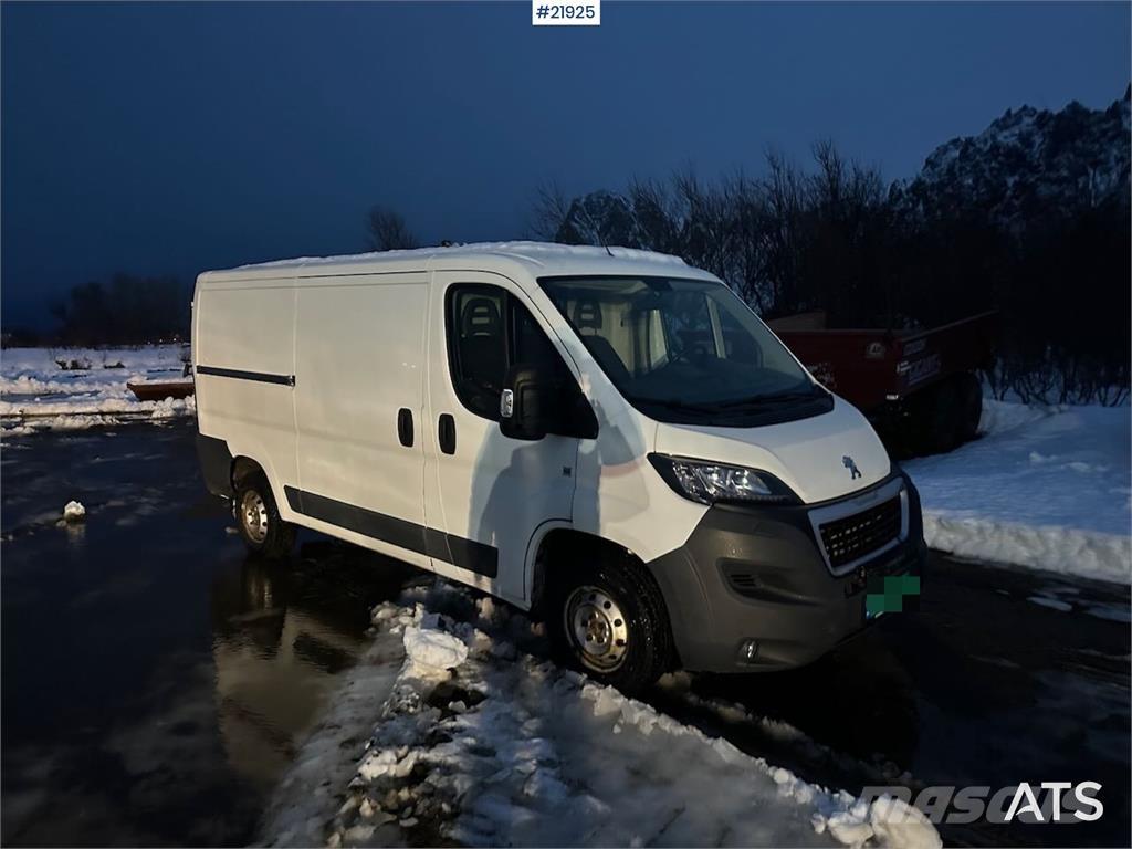 Peugeot Boxer Панельні фургони