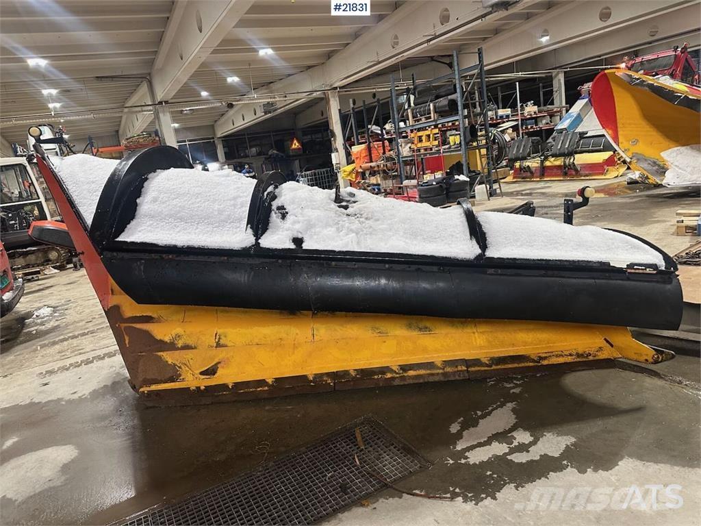 Tellefsdal D-plow Плуги